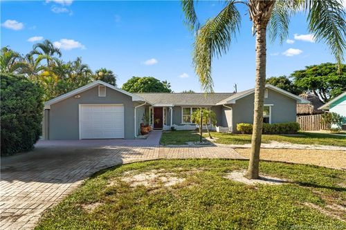 4805 Se Manatee Ter, Stuart, FL, 34997-6997 | Card Image
