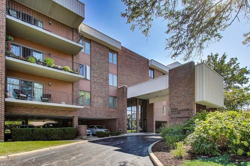 apt-401-6565 Main St, Downers Grove, IL, 60516-2865 | Card Image