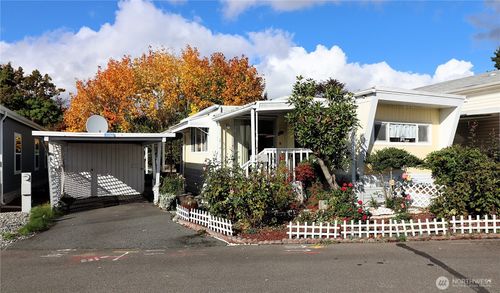 34-3248 S 180th St, SeaTac, WA, 98188-4210 | Card Image