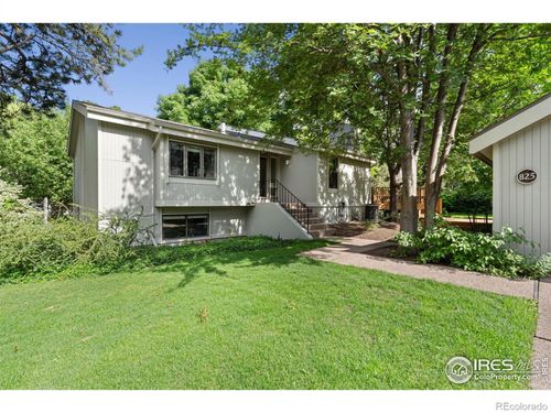825 Warren Lndg, Fort Collins, CO, 80525-3113 | Card Image