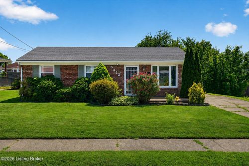 5412 Fruitwood Dr, Louisville, KY, 40272-4916 | Card Image