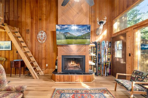 70 Limber Pne, Whitefish, MT, 59937-8638 | Card Image