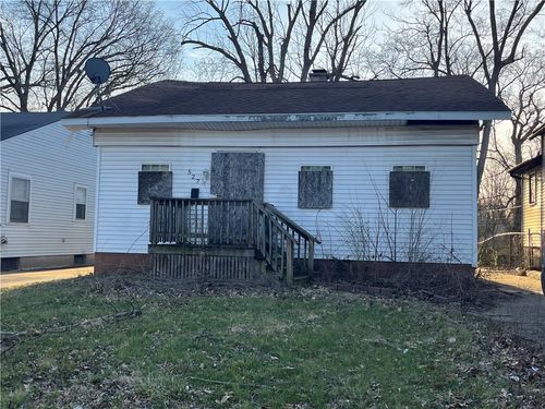 527 S Boyd St, Decatur, IL, 62522-3241 | Card Image