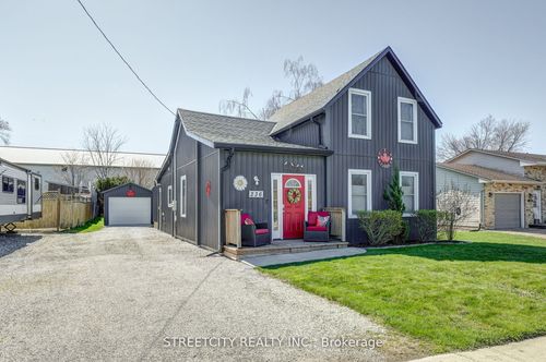 236 Marsh Line, Dutton/Dunwich, ON, N0L1J0 | Card Image