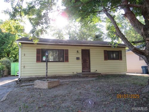 10552 Earl Dr, Saint Louis, MO, 63136-6018 | Card Image