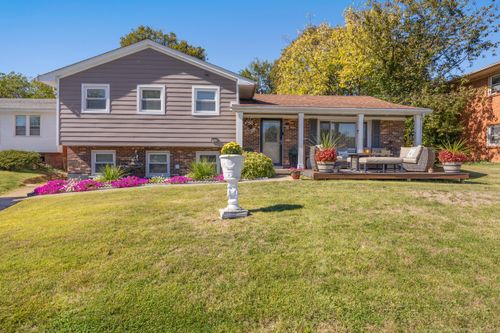 642 Bishop Dr, Lexington, KY, 40505-1608 | Card Image