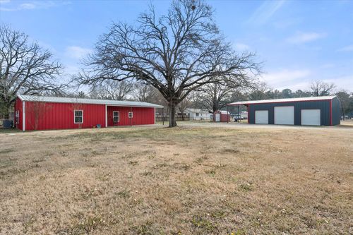 330 Southern Oaks Dr, Streetman, TX, 75859-3090 | Card Image