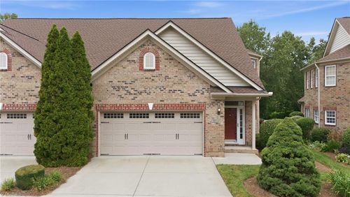903 Southlake Ct, Lexington, NC, 27295-9828 | Card Image