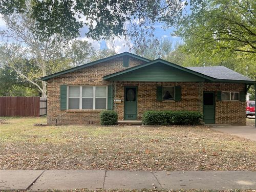 804 Kentucky St, Graham, TX, 76450-3513 | Card Image