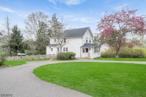 21 Vones Ln, Raritan, NJ, 08869-1039 | Card Image