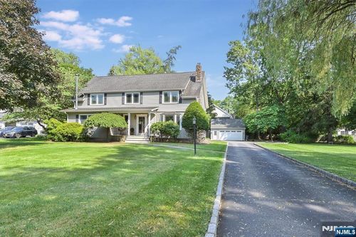 108 Park Ave, Midland Park, NJ, 07432-1455 | Card Image