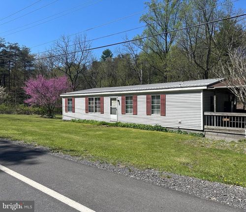 2082 Waterfall Rd, WATERFALL, PA, 16689-7508 | Card Image
