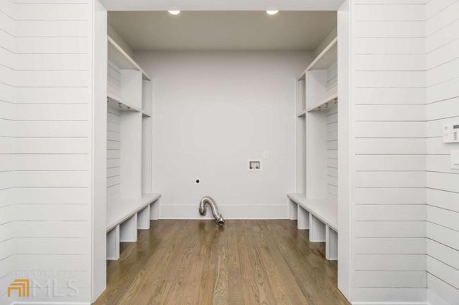 1875 Spalding Dr, House other with 6 bedrooms, 7 bathrooms and 3 parking in Sandy Springs GA | Image 27