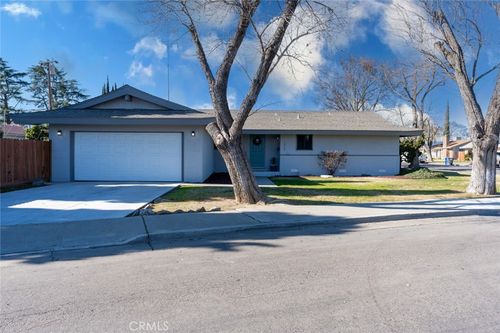 1519 S 11th St, Los Banos, CA, 93635-4809 | Card Image