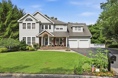 48 Province Dr, South Setauket, NY, 11720-4617 | Card Image
