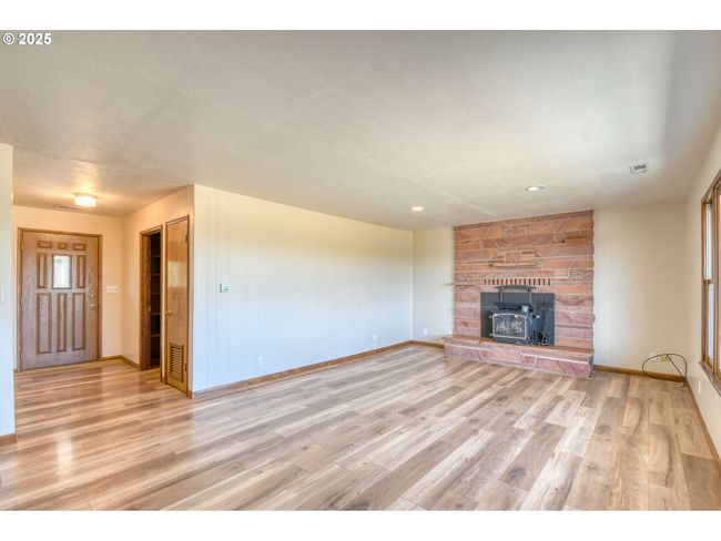 45678 Gopher Flts, House other with 3 bedrooms, 3 bathrooms and 1 parking in Pendleton OR | Image 9