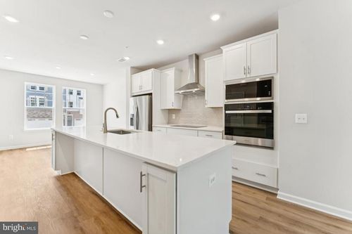 10173 Kings Grove Way, DAMASCUS, MD, 20872-1737 | Card Image