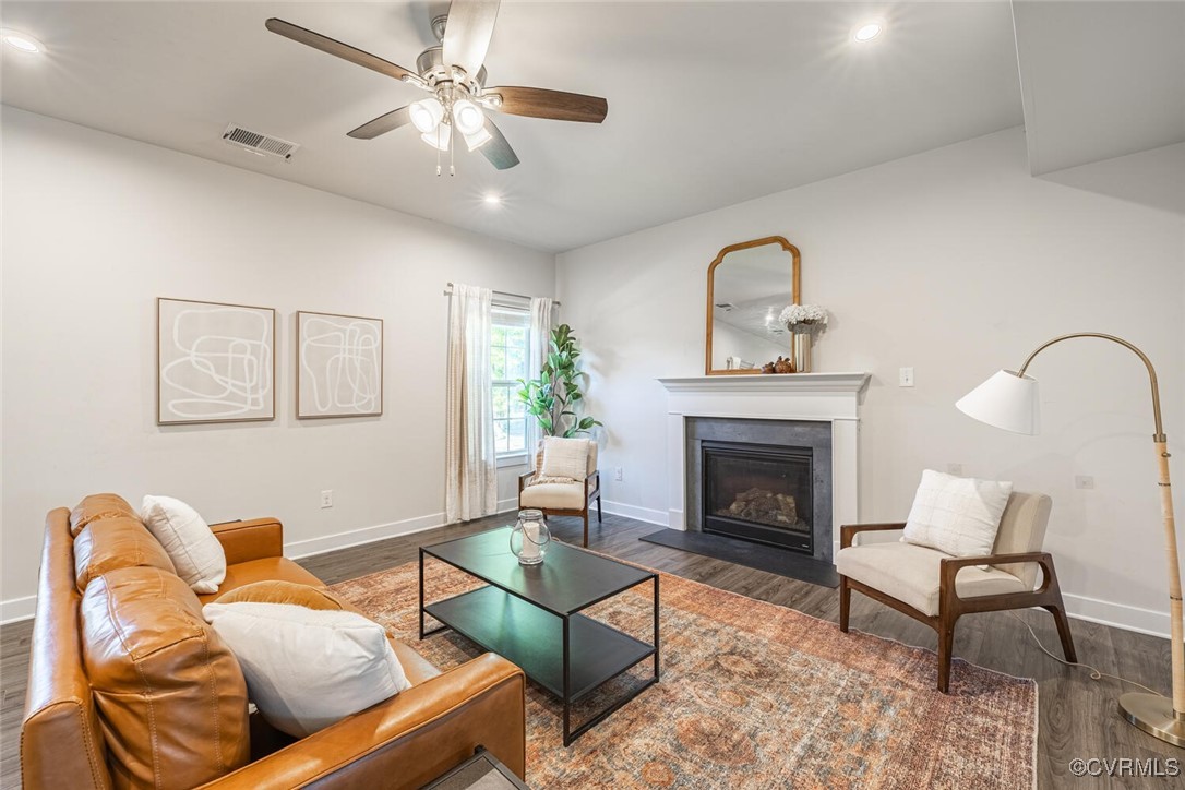 Amalthea Ln, Chester, VA 23831