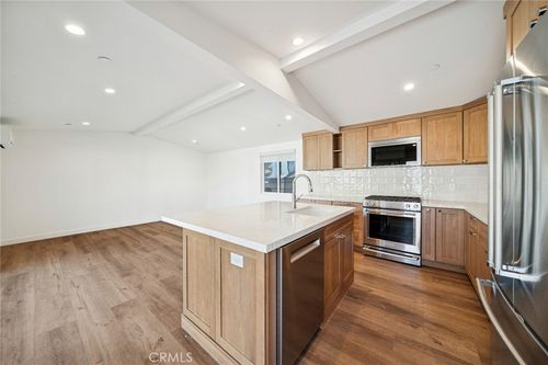 b-212 40th St, Newport Beach, CA, 92663-2905 | Card Image