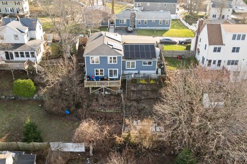 81 Wessagussett Rd, Weymouth, MA, 02191-1557 | Card Image