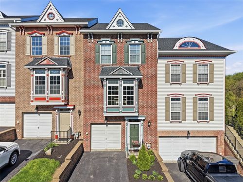 402 Beech St, Gibsonia, PA, 15044-9367 | Card Image