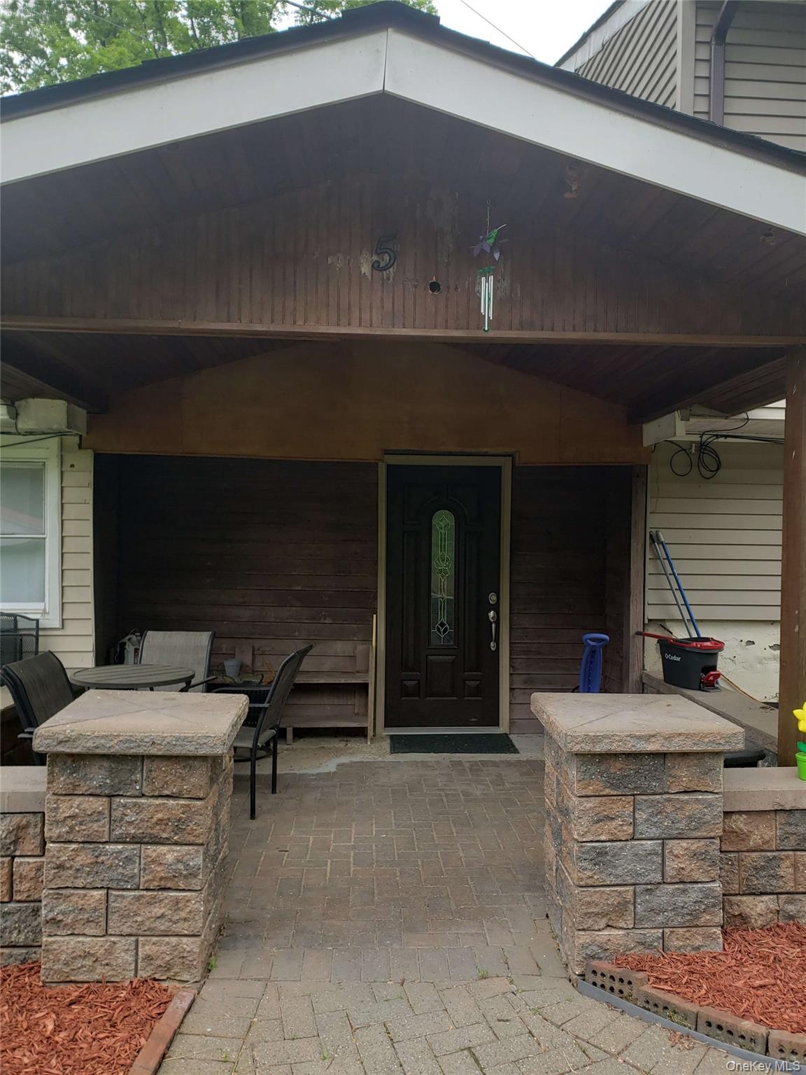 Residential Lease in Pleasant Valley 4