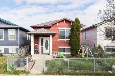 110 Taravista Dr Ne, House detached with 5 bedrooms, 3 bathrooms and 2 parking in Calgary AB | Image 1