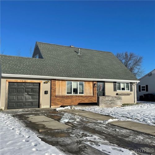 178 Marilyn Dr, Grand Island, NY, 14072-2652 | Card Image