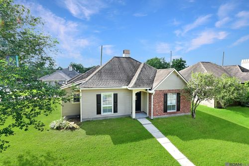 201 Briarhaven Dr, Baton Rouge, LA, 70810-6451 | Card Image