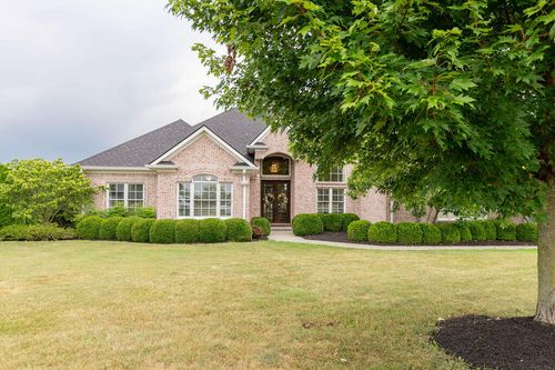 111 Tara Ln, Wilmore, KY, 40390-8030 | Card Image