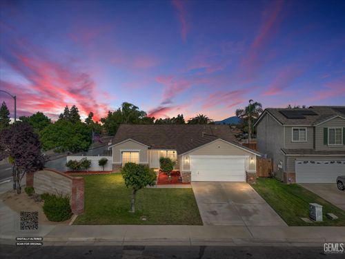 5702 California Spring Dr, Bakersfield, CA, 93313-5135 | Card Image