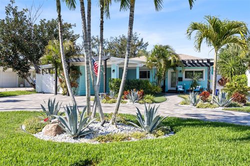 1567 Delaware Ave Ne, ST PETERSBURG, FL, 33703-5434 | Card Image