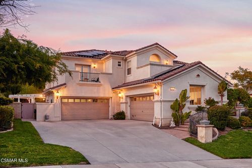 5477 Via Nicola, Newbury Park, CA, 91320-6884 | Card Image