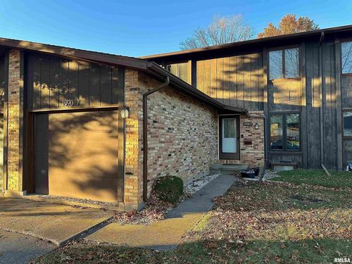 1590-7 Riverview Dr, Macomb, IL, 61455-1601 | Card Image