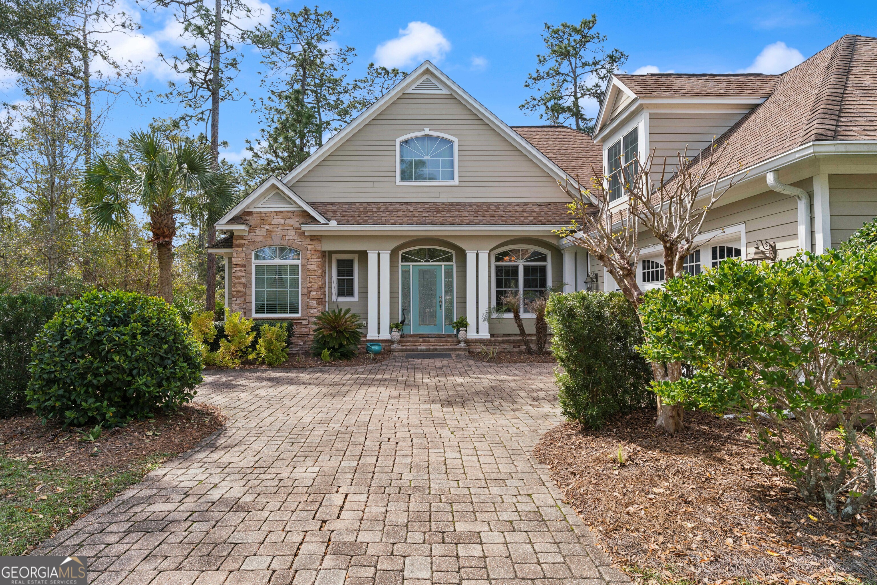 Residential in Waverly 4