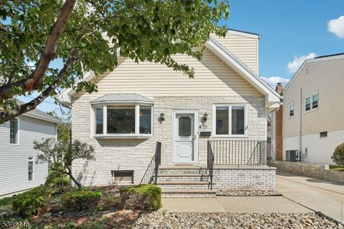 471 Harding Ave, Lyndhurst, NJ, 07071-3309 | Card Image