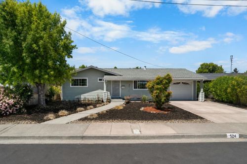 524 Baron Dr, Rohnert Park, CA, 94928-3364 | Card Image