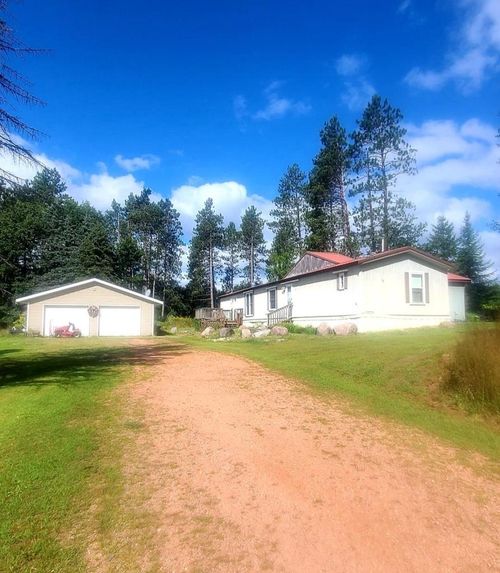 N14825 Northway Dr, Amberg, WI, 54102-9012 | Card Image
