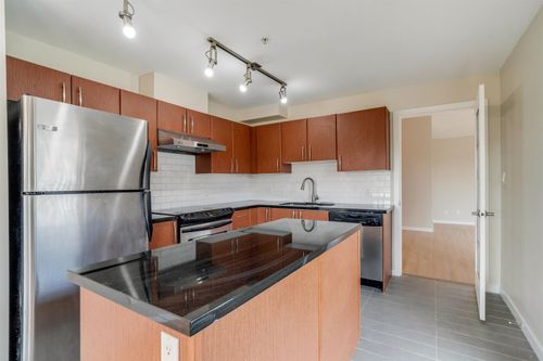 402-7339 Macpherson Ave, Burnaby, BC, V5J0B1 | Card Image