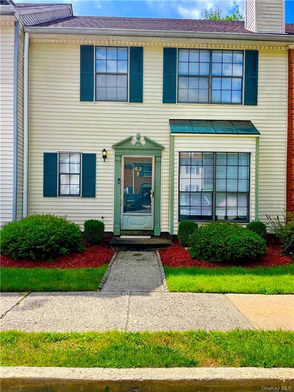 Yorkshire Ter, Washingtonville, NY 10992