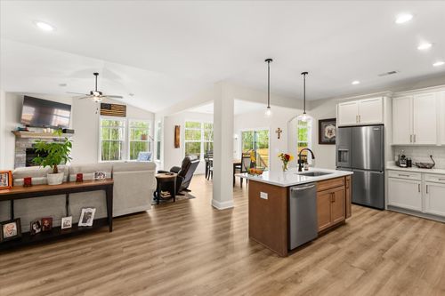 705 Amherst Glen Dr, Greer, SC, 29651-7352 | Card Image