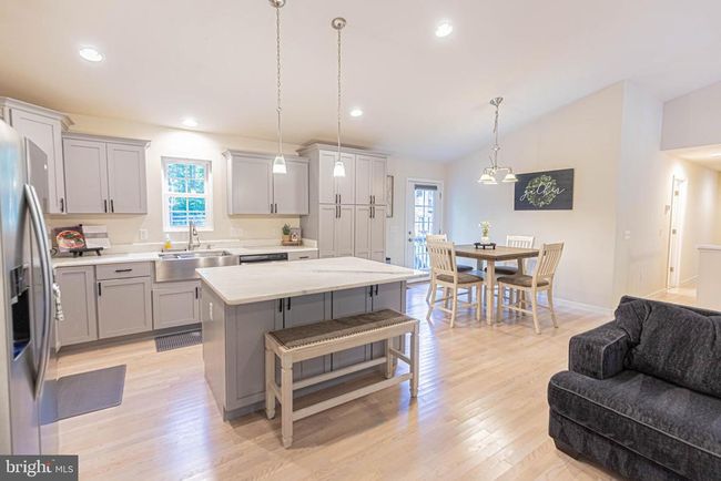 114 John Paul Jones Dr, House other with 4 bedrooms, 3 bathrooms and null parking in Ruther Glen VA | Image 4