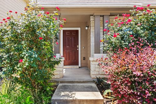 253-4516 Kind Way, Austin, TX, 78725-2902 | Card Image