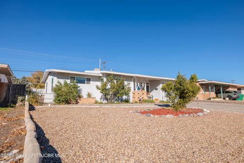 3309 N Dustin Ave, Farmington, NM, 87401-9231 | Card Image
