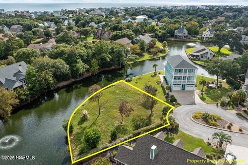 205 Albatross Ct, Emerald Isle, NC, 28594-7100 | Card Image