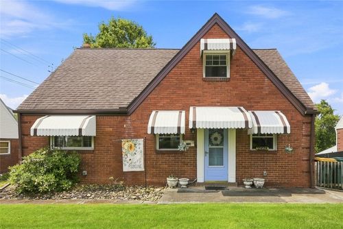 2328 Greensburg Pike, Pittsburgh, PA, 15221-2555 | Card Image