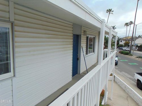 2011 Pierpont Boulevard, Ventura, CA, 93001 | Card Image