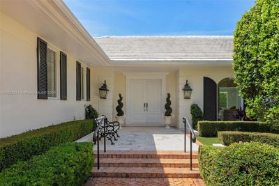 55 Lagorce Cir, House other with 5 bedrooms, 5 bathrooms and null parking in Miami Beach FL | Image 2