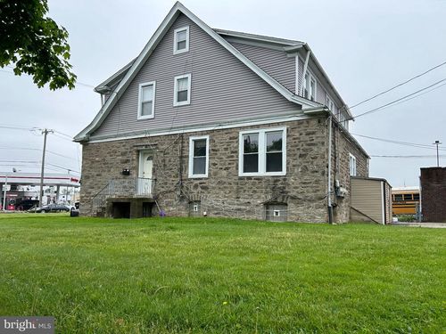 b-6370 Oxford Ave, PHILADELPHIA, PA, 19111-5426 | Card Image