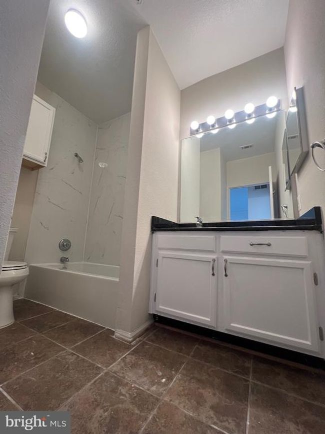 UNIT-1305 - 1601 Spring Gate Dr, Condo with 1 bedrooms, 1 bathrooms and null parking in MCLEAN VA | Image 12